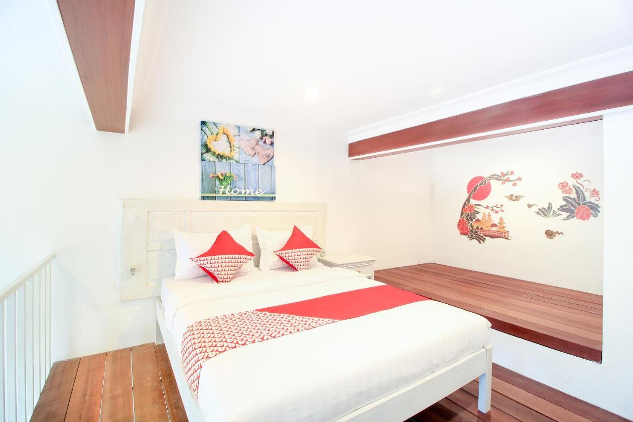 Oyo 204 Blessing Residence Σουραμπάγια Εξωτερικό φωτογραφία