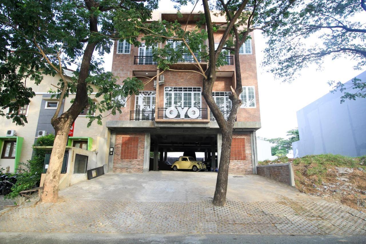 Oyo 204 Blessing Residence Σουραμπάγια Εξωτερικό φωτογραφία