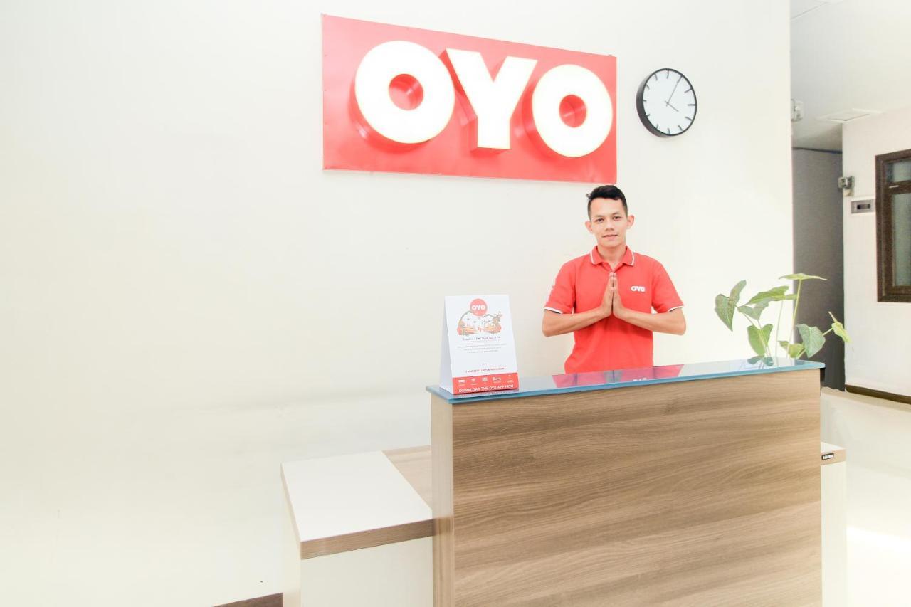 Oyo 204 Blessing Residence Σουραμπάγια Εξωτερικό φωτογραφία