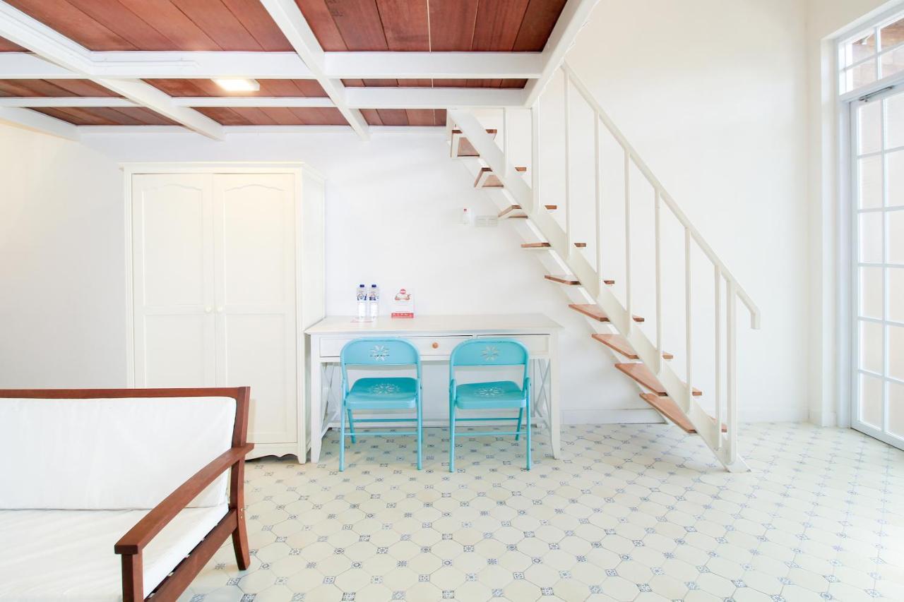 Oyo 204 Blessing Residence Σουραμπάγια Εξωτερικό φωτογραφία